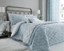 Duvet Set in RTwo Colour